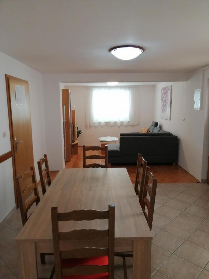 Apartmani Vrljicak Omis Exterior photo