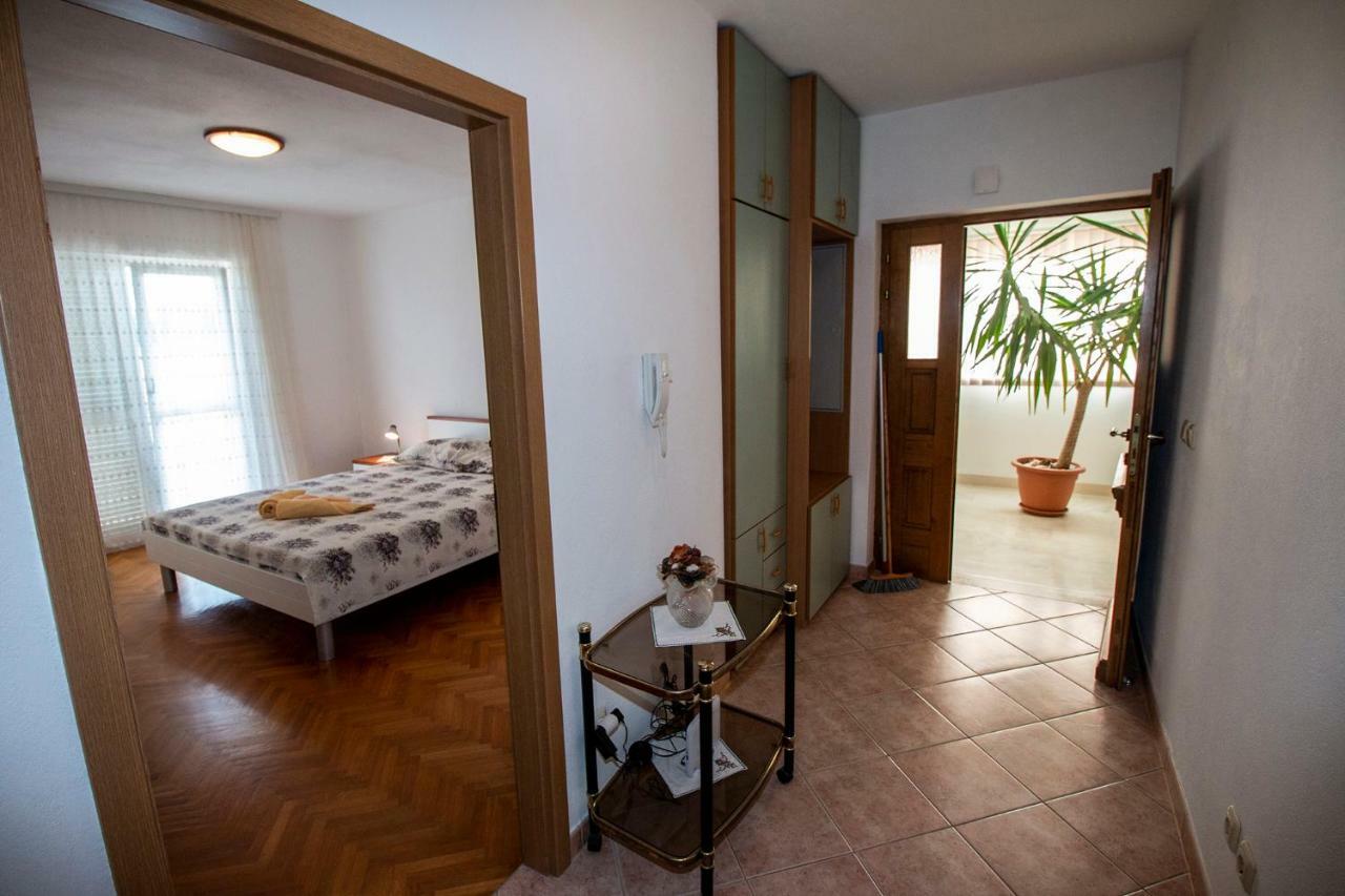Apartmani Vrljicak Omis Exterior photo