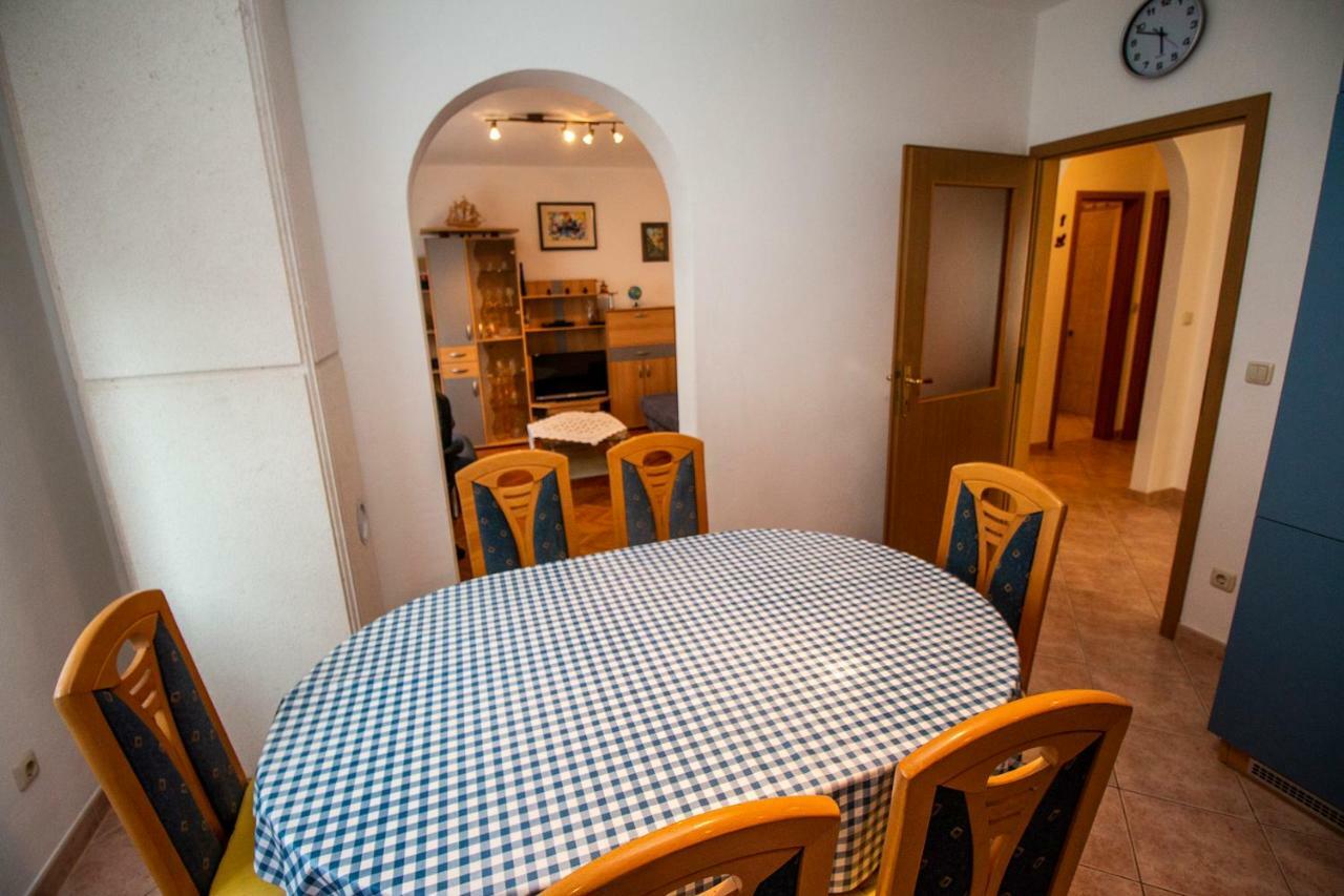 Apartmani Vrljicak Omis Exterior photo