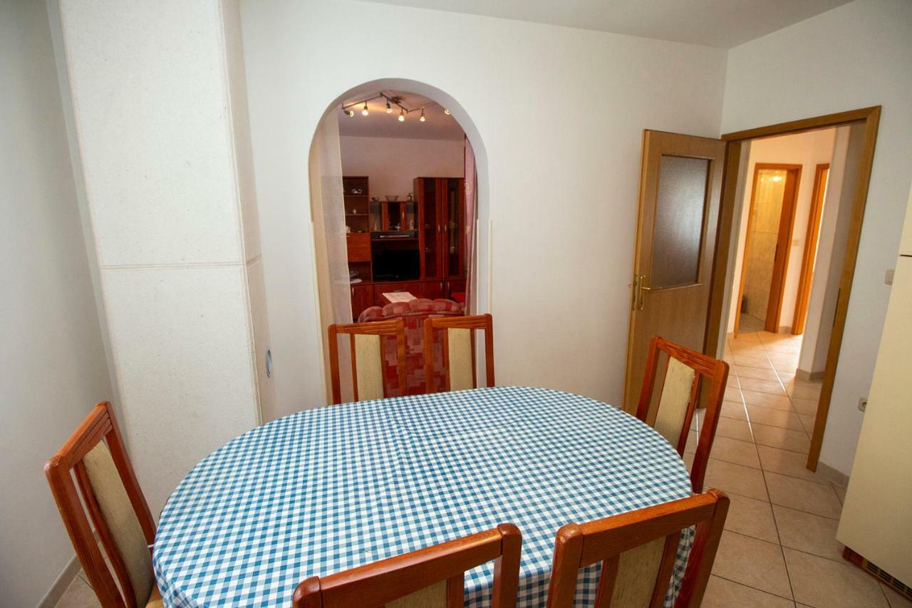 Apartmani Vrljicak Omis Exterior photo