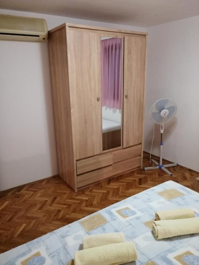 Apartmani Vrljicak Omis Exterior photo